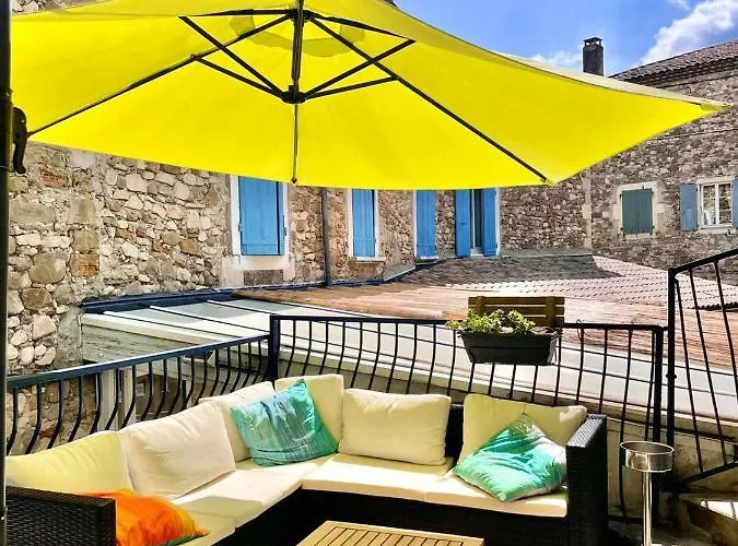 Hotel Les Voyageurs *
